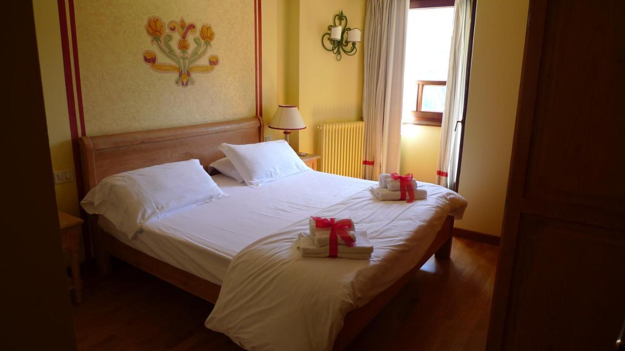 Rta Hotel Catturani Мадона ди Кампильо Екстериор снимка